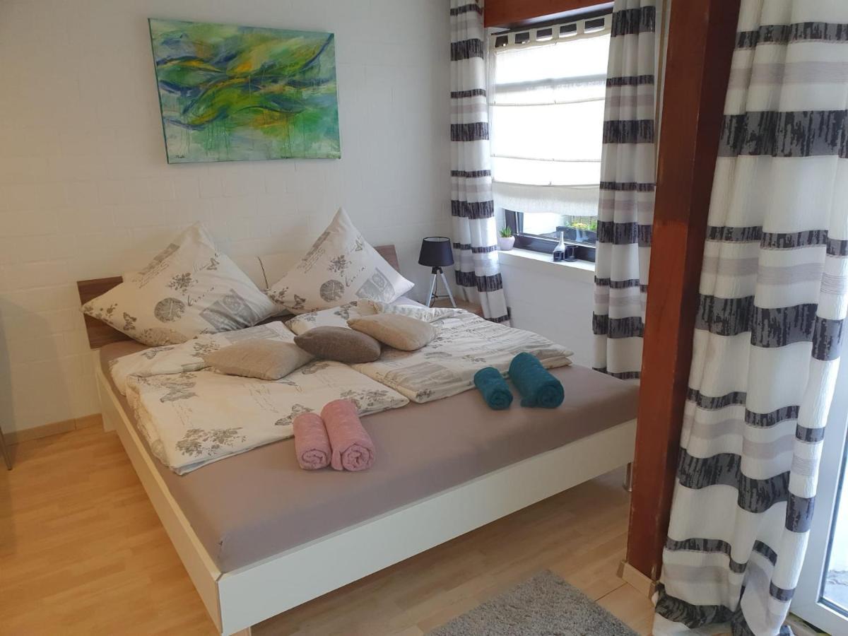 Privat Apartaments , Eigene Eigang, Eigene Badezimmer, Und Eigene Kueche Straelen Eksteriør bilde